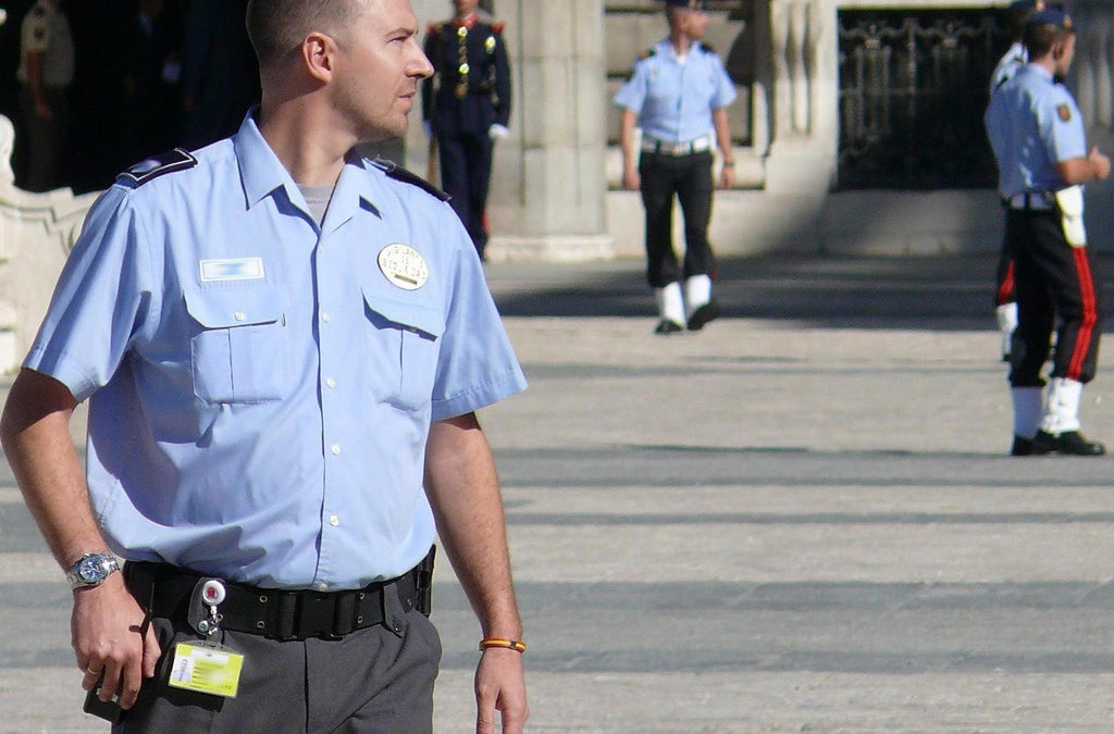 Curso de vigilante de seguridad en Madrid, una profesión con